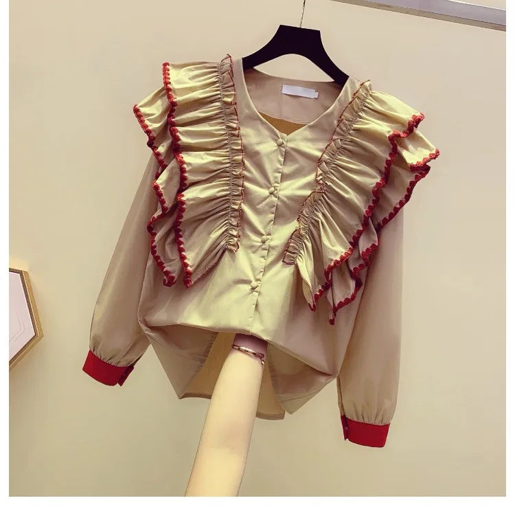 

2019 Korean Loose Sweet Embroidery Lotus Edge Splicing Shirt Female V Collar Single Row Spring Summer Blouse Girls Ladies Tops