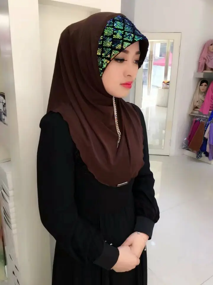 

Fashion Muslim Sequins Caps Islamic Arab Women Hijab Scarf Shawls Headwear