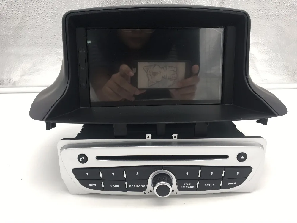 

7Inch 64 Bit 8 core Android 6.0 HD 1024X600 Car GPS DVD Player for Renault Megane 3 Fluence radio