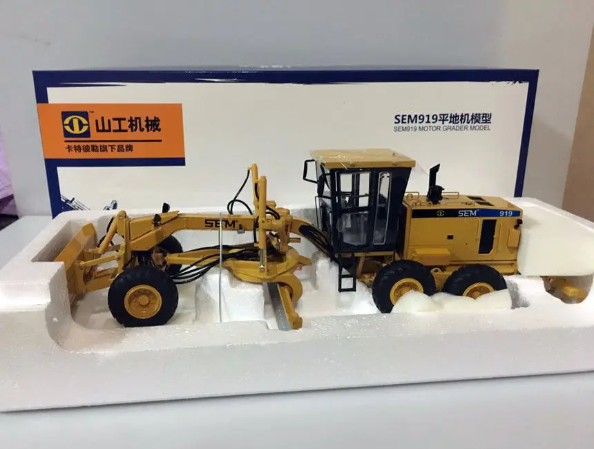Коллекционная Игрушечная модель из сплава подарок Масштаб 1:35 Cat SG SEM919
