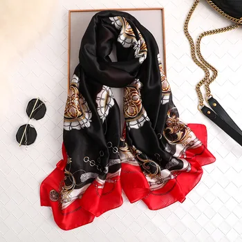 

2019 Spain Luxury Brand Women Castle Chain Silk Scarves Printed Shawls and Wraps Pashmina Foulards Bandana Hijab Snood 180*90Cm