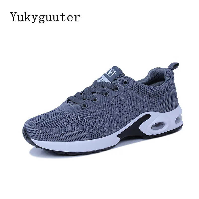 athletic flats