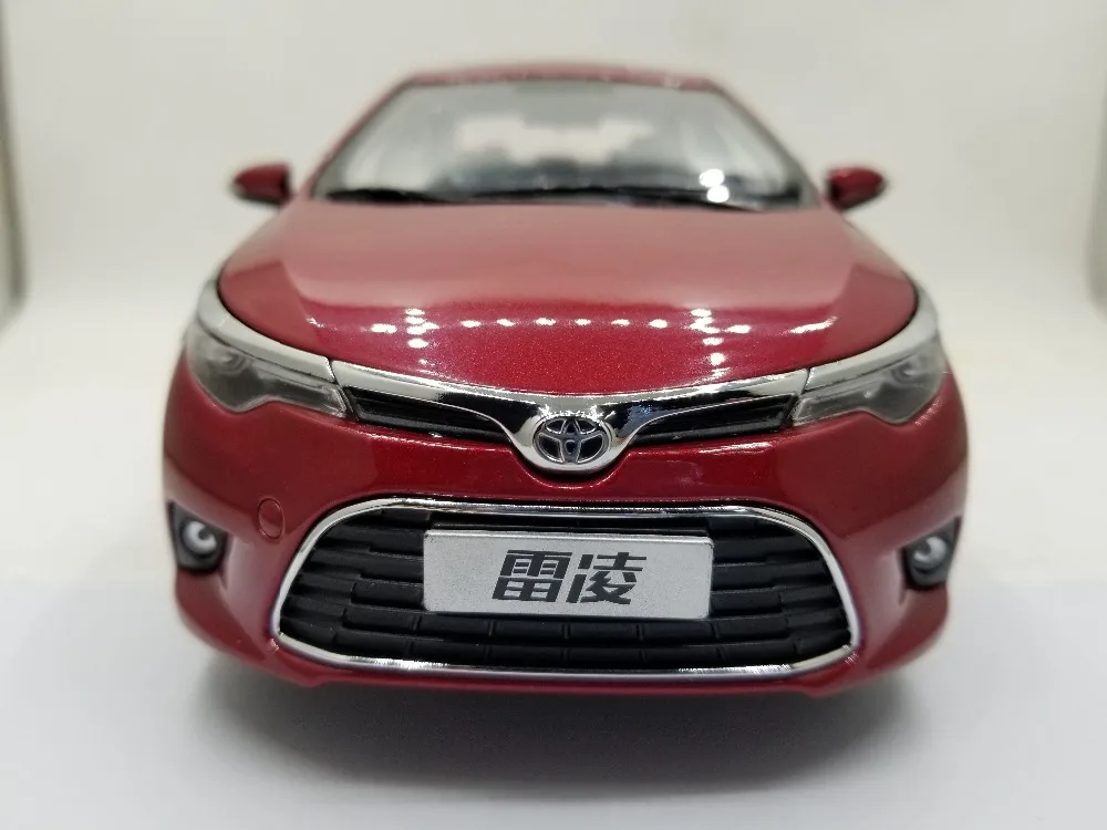 1:18 литья под давлением модели для Toyota Corolla levin фиолетовая Игрушечная машина из сплава миниатюрный коллекция подарки