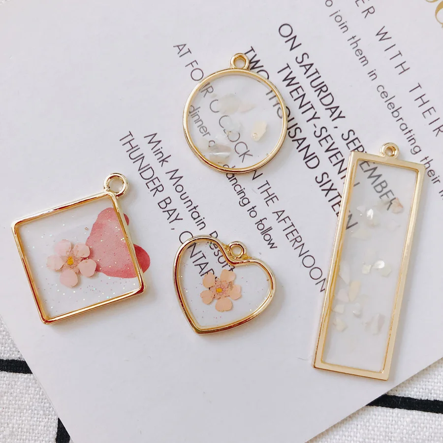 

4 pieces / lot resin round peach heart love pendant shell broken end Floret pendant earpiece material Other