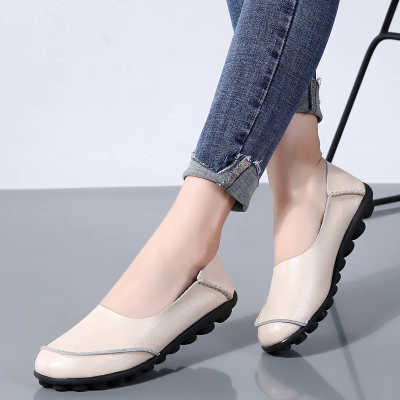 Women Flats Shoes Woman New Moccasins Loafers Women Casual Shoes Genuine Leather Fashion Classic Driving Woman Footwear - Цвет: Beige