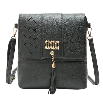 

Woman Messenger Bag Hollow Tassel Solid Color Shoulder Bags Messenger Bag Fashion Famous Brand Small Square Bag bolsa feminina
