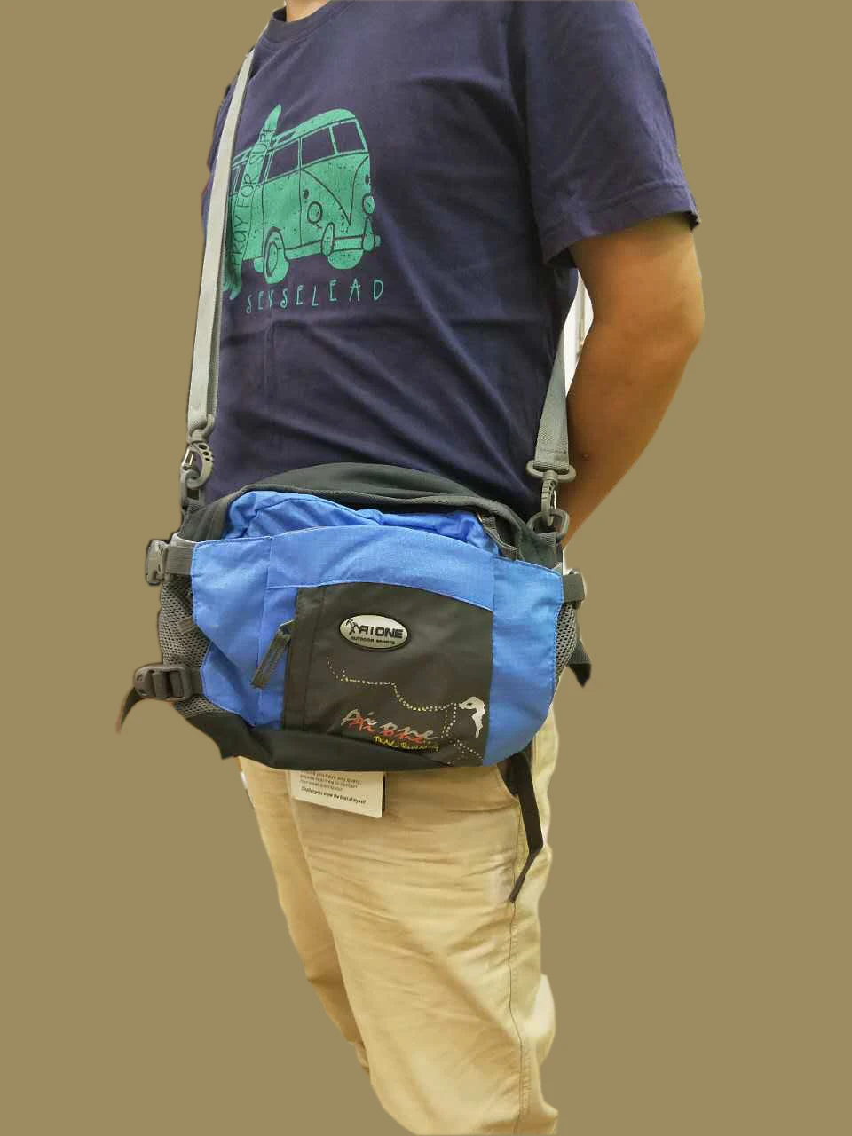 Crossbody Bags Unisex Travel Bag Walking Nylon Handbag Tourist