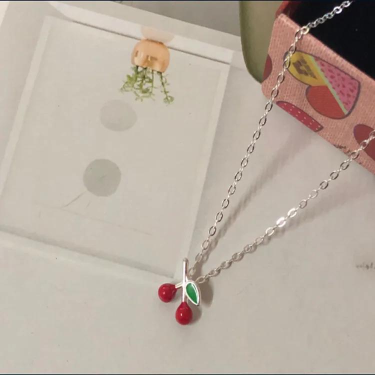 

New 925 Silver Sweet Cherry Cute Necklace Simple Clavicle Accessories LW10