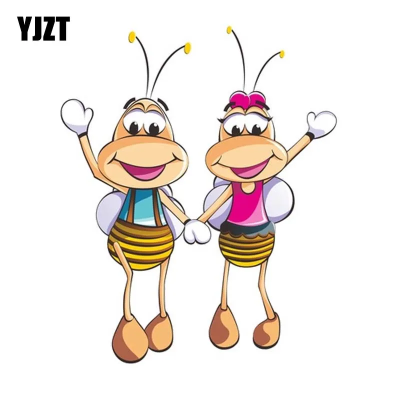 

YJZT 15.2CM*18.6CM A Bee Hand In Hand Interesting Decal PVC Car Sticker 12-300856