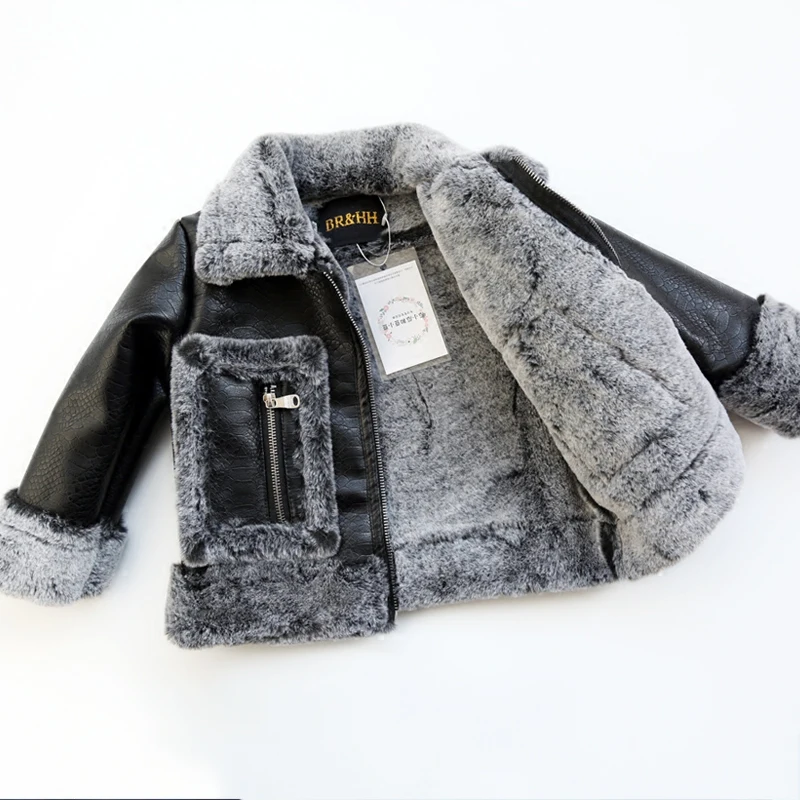 

Children's Unisex Faux Fur Jackets 2019 Autumn and Winter Boys and Girls Faux Leather Coats Kids Patchwork Faux Fur Outerwear