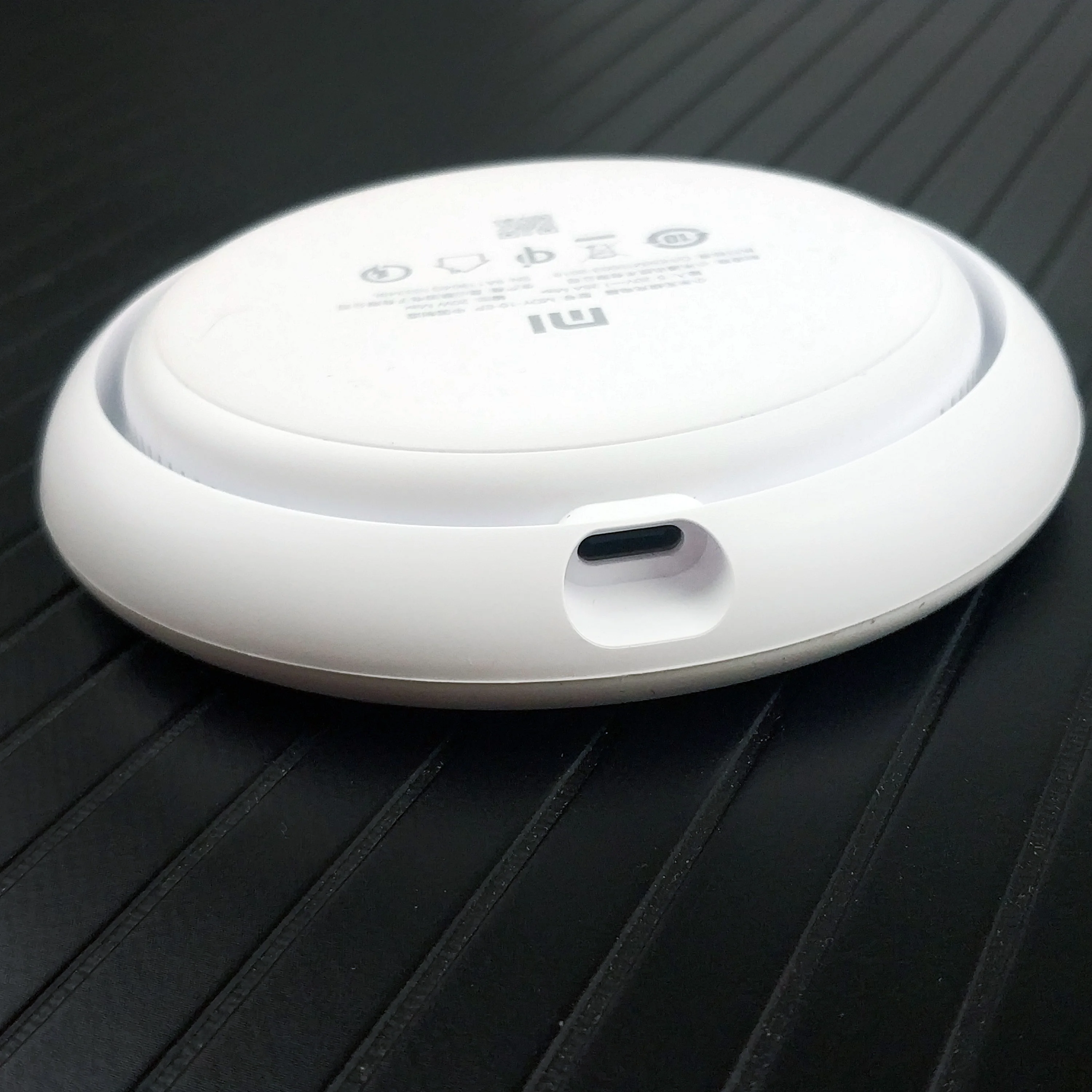 Оригинальное Беспроводное зарядное устройство xiaomi mi 20 w max qi epp 1.35A адаптер быстрой