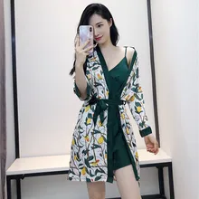 M-XL летние для женщин атлас 2 шт. пижамы с цветочным принтом Ночная рубашка и халат комплект пикантные нижнее белье Неглиже повседневное домашняя ОД