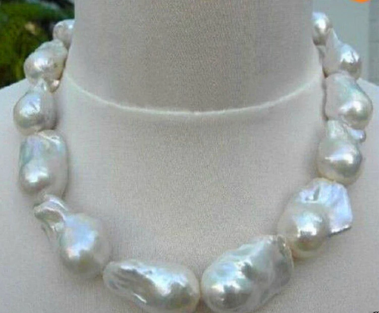 

0319 REAL HUGE AAA SOUTH SEA WHITE BAROQUE PEARL NECKLACE