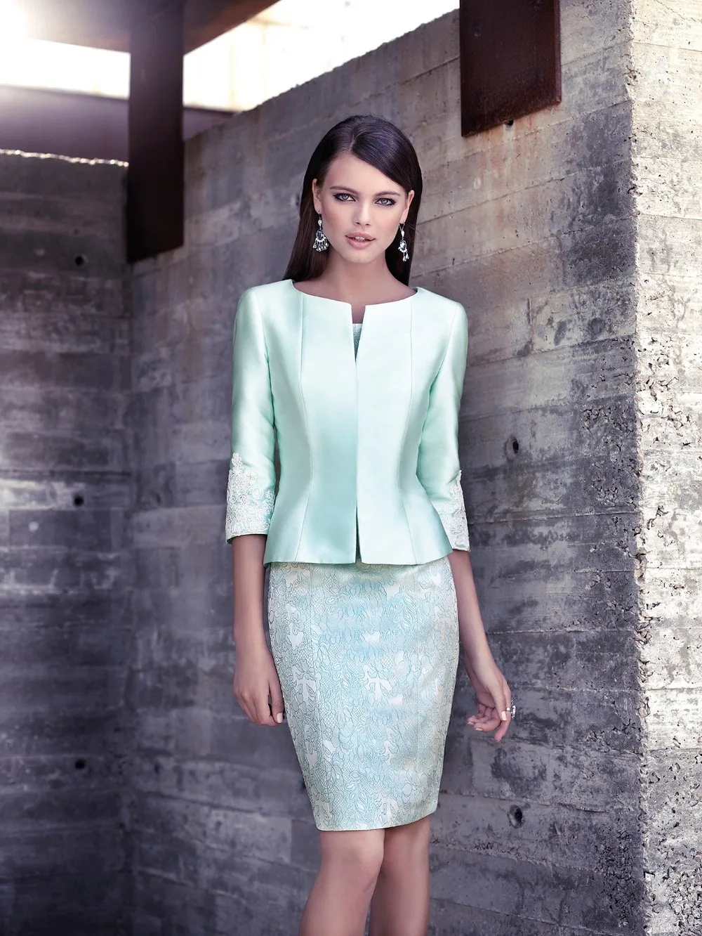 aqua mother of the bride