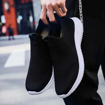 

GOMNEAR Summer Sneakers Men Running Shoes for Women Light Outdoor Sports Shoes Breathable Slip-on Mesh Walking Shoes Unisex 2019