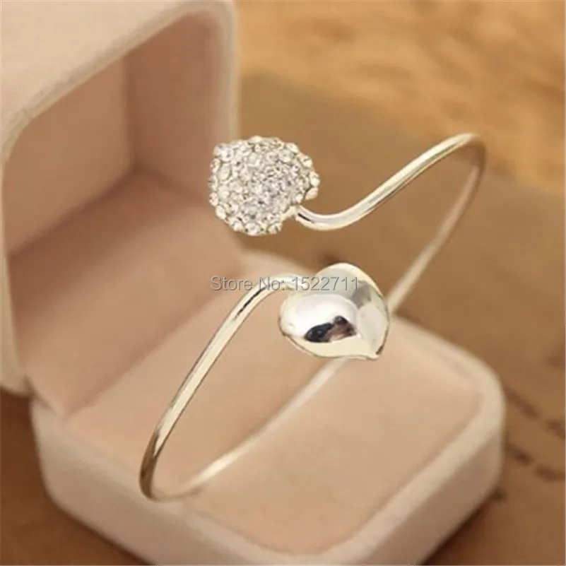 

Delicate Women Bangles Simple Alloy Rhinestone Double Peach Hearts Of Love Opening Bracelets & Bangles Crystal Jewelry