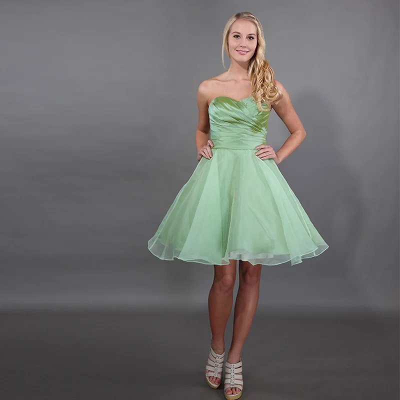 

Little Short Cocktail Party Dresses Sweetheart Neckline Pleats Taffeta Organza Skirt Homecoming Dress Mini Green Prom Gowns