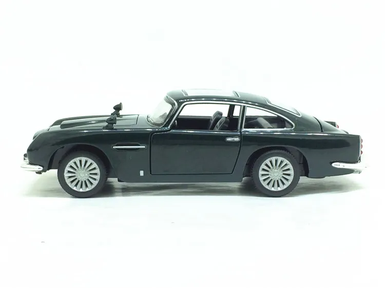 1:32 весы Aston Martin DB5 Литой Сплав металла роскошный классический спортивный автомобиль модель вытяжной задний звуковой светильник коллекция детских игрушек