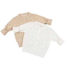 Дети Мальчики Девочки плед Свитера выдалбливают сплошной кардиган INS дети хлопок вязаный Sewaters белый хаки для 12M-6Y GW90