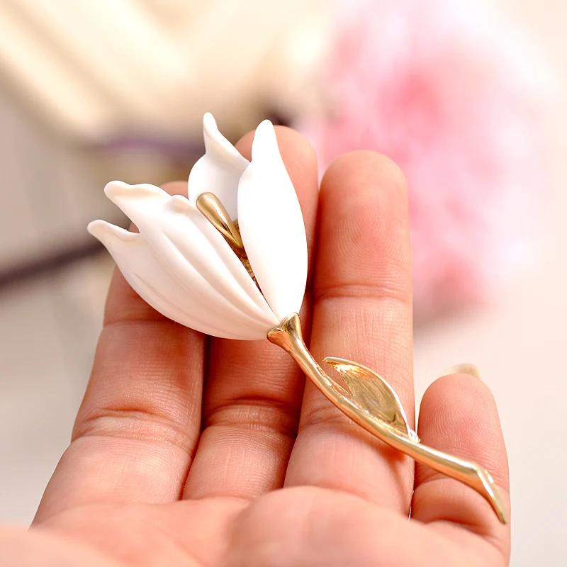 

Selling new fashion accessories wholesale euramerican style girl gorgeous flower brooch birthday party free shipping