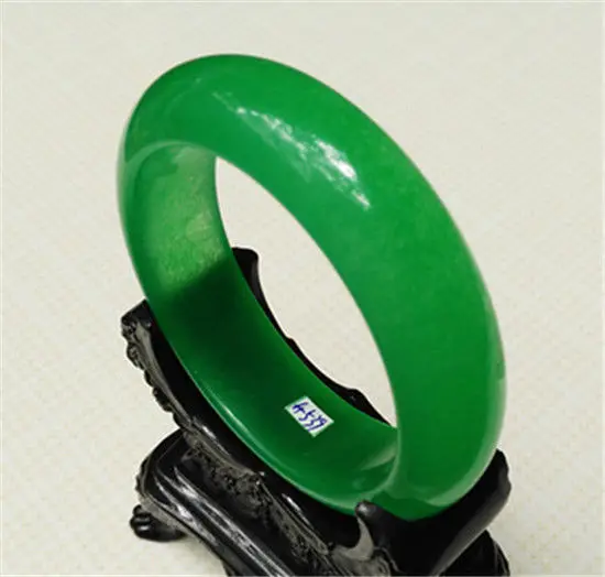 

NEW CHINA FASHION BEAUTIFUL NEW NATURAL ICE COLD GREEN JADE BRACELET 60MM a 5.19