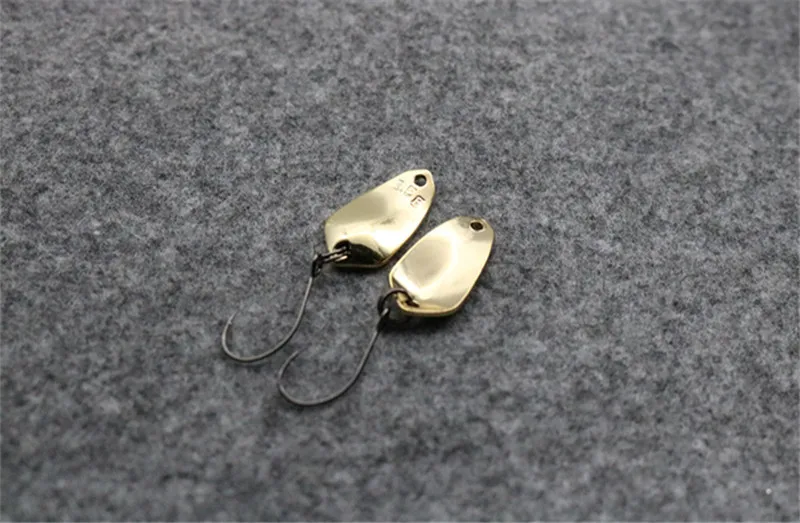 1.5g Metal Spinner Spoon Fishing Lure Hard Bait Sequin Noise Paillette Hard Bait Treble Hook Pesca Fishing Tackle