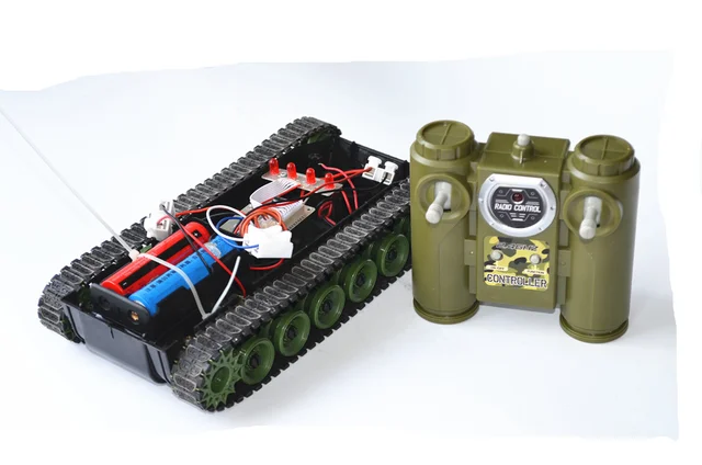 2.4G remote control DIY tank kit set 18650 robot caterpillar