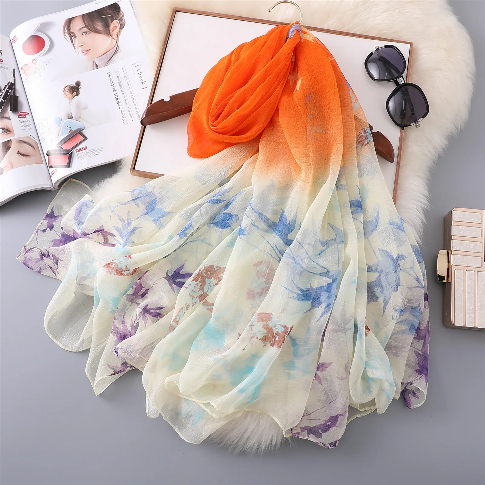 

Luxury Brand 2019 Women Silk Scarf Fashion Vintage Floral Scarves Print Shawls and Wraps Pashmina Foulards Bandana muslim Hijab