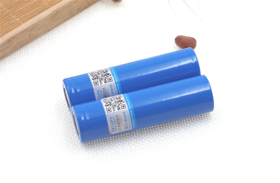 VariCore 2 PCS New 100% Original 18650 2200 mAh Li-ion 3.7 V Battery for power bank or Lighting etc. | Электроника