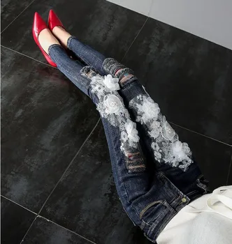

New Fashion Spring and Autumn Student Girls Flower Embroidery Jeans Skinny Long Trousers Women's All-match Denim Pencil Pants
