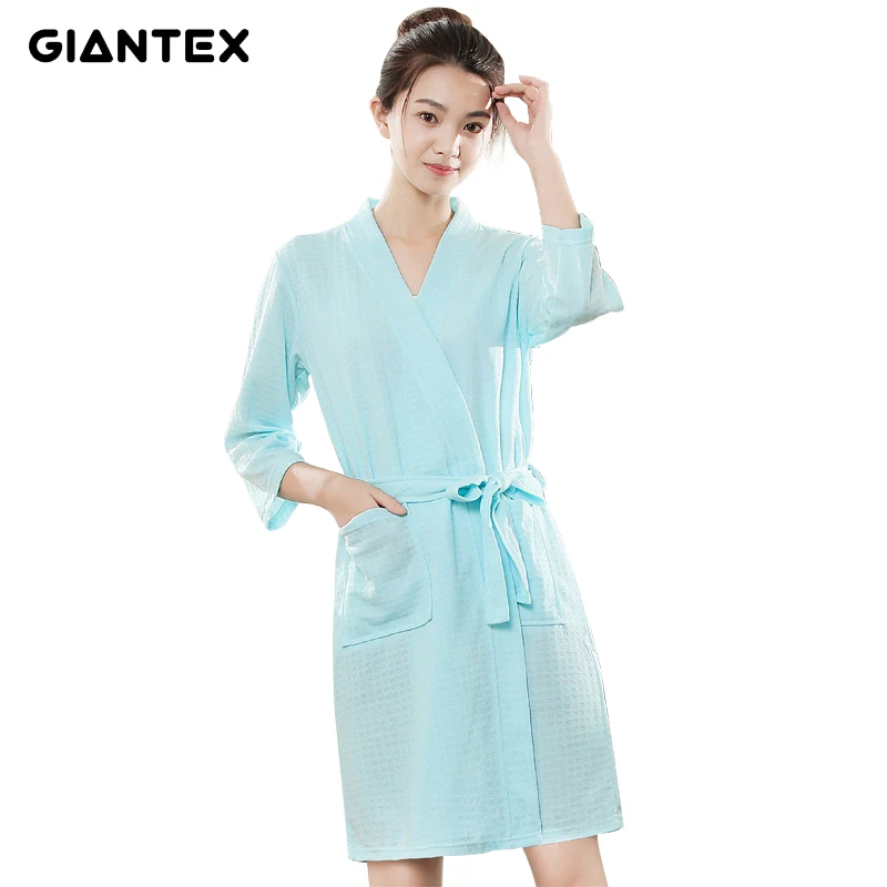 

GIANTEX Summer Thin Men Women Bath Robe Bathrobe Pajamas Body Spa Bath Super Absorbent Bath Gown 35