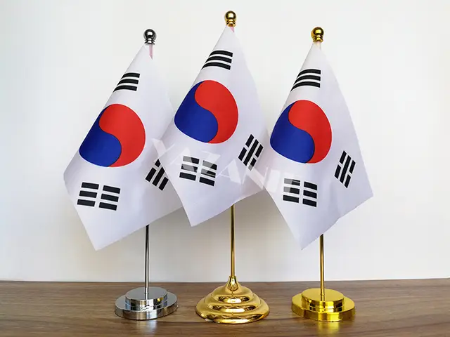Yazanie 14 21cm Albania South Korea Small Desk Flags And Banners