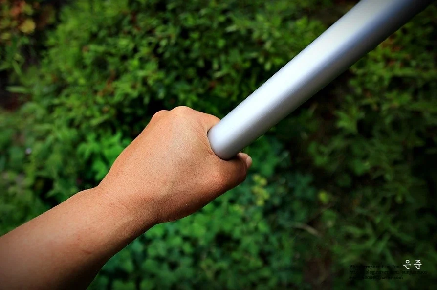 2pcs/lots 3-section Telescopic Pole for Tarp Shelter Telescopic Pole Alu Teleskop Zeltstange 95 - 230 cm 16 QQ20170517-161001