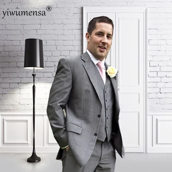 

yiwumensa Light grey Men suit set Two button Groom Tuxedos Groomsmen Men Wedding Suits Prom Clothing Suits (Jacket+Pants+Vest)