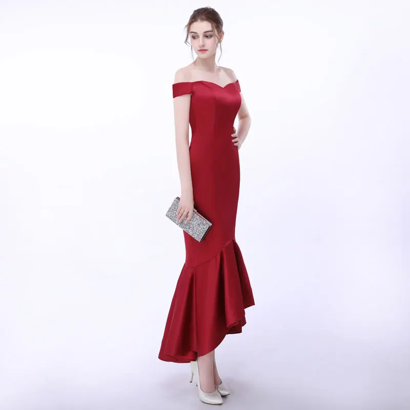 Новое поступление платье для выпускного бала с аппликацией и вырезом лодочкой