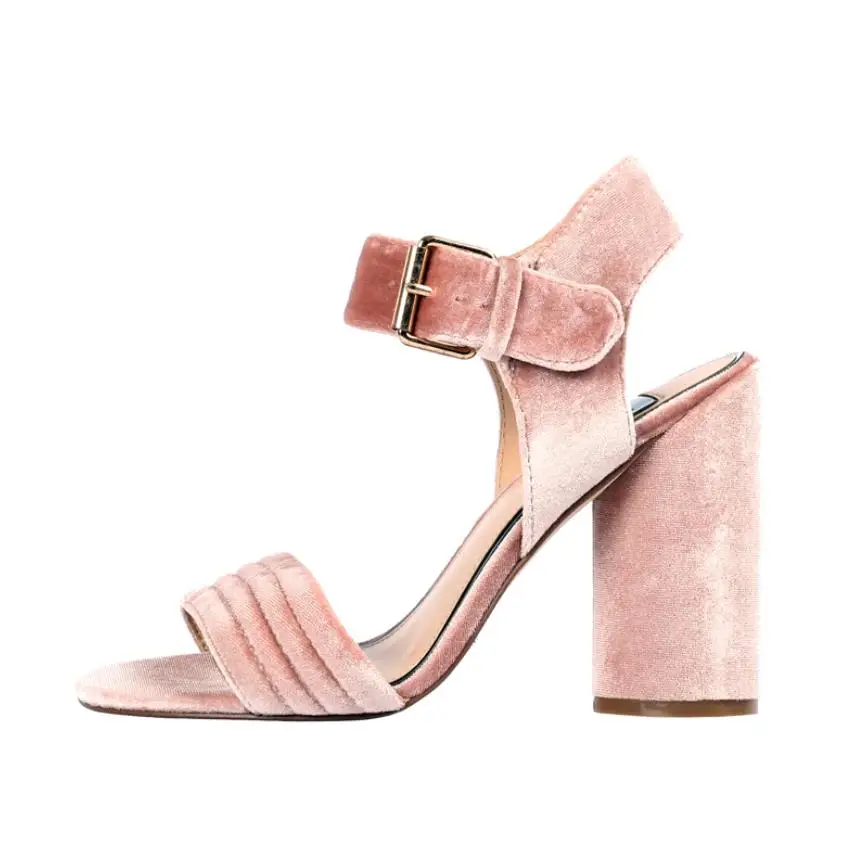 

2019 Spring and Autumn Season New European and American fashion word buckle hollow sexy high-heeled sandals