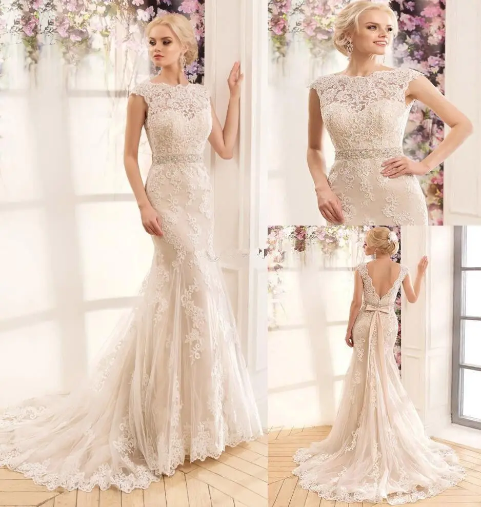 49-1      Vintage Mermaid White Ivory Wedding Dress Lace Appliques Beads Sash Bridal Gown