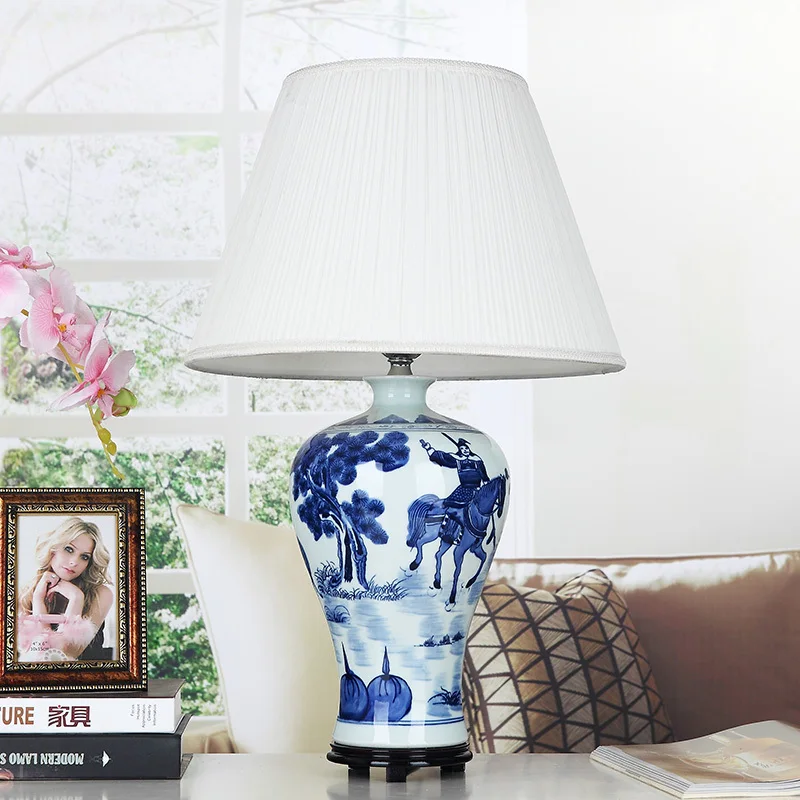 Jingdezhen Vintage style porcelain ceramic desk table lamps for bedside chinese Blue and White Porcelain vintage lamp table (3).jpg