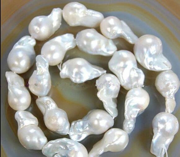 

11308 15 inches 14X18mm Natural White Baroque Freshwater Pearl Loose Beads