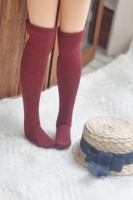 1 пара одноцветных и полосатых чулок для кукол Blyth подходит для Azone, Pullip, кукла licca носки 1/6 аксессуары для одежды - Цвет: Красный