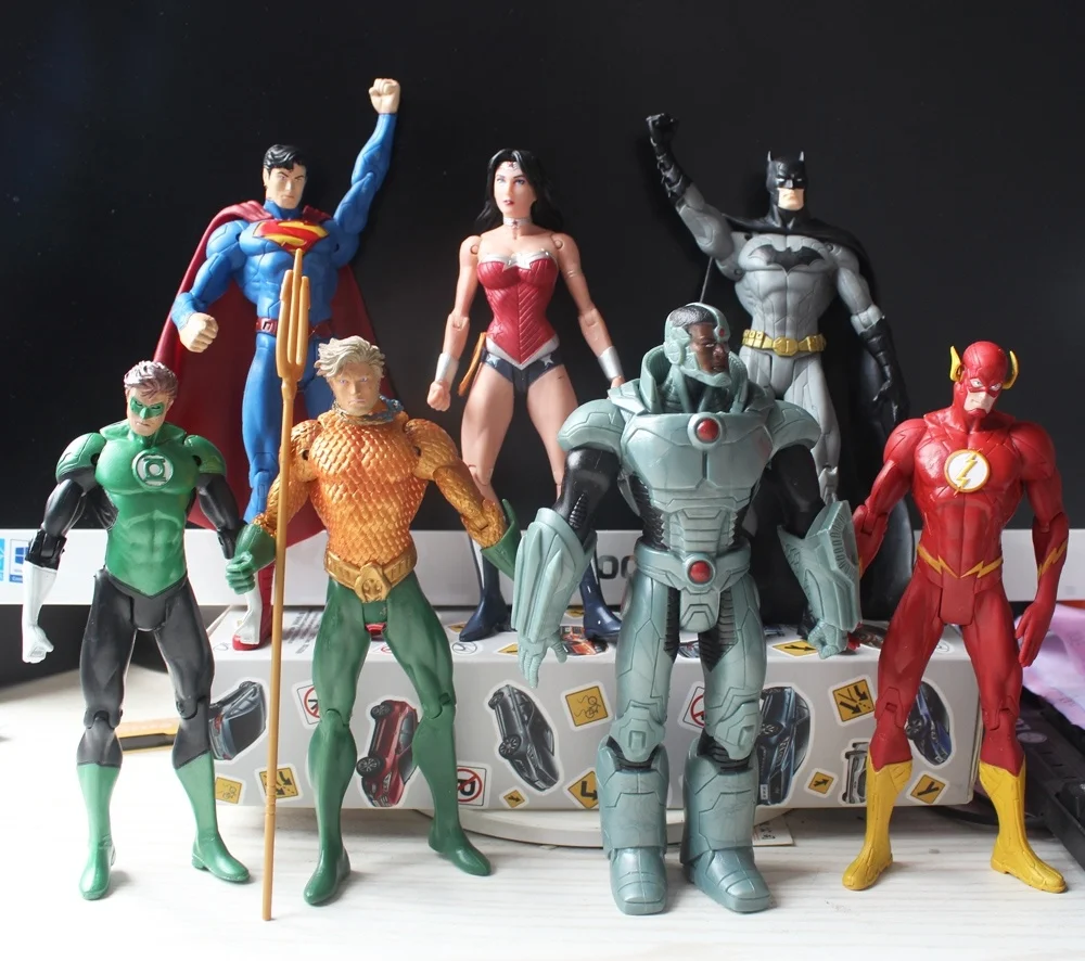 

7 pcs/set Justice League PVC Action Figure Superman Batman Wonder Woman Flash Collection Model Toys 18CM