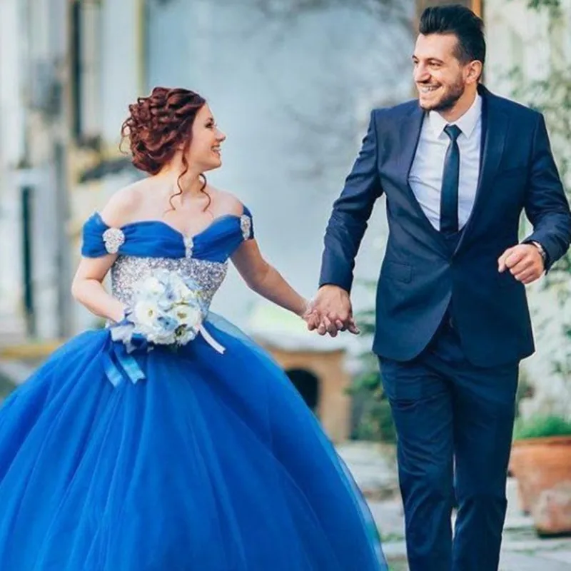 Haotaitai-Light-Blue-Cinderella-Wedding-Dress-2017-Strapless-A-Line-Court-Train-Tulle-Gothic-Bridal-Gowns (3)