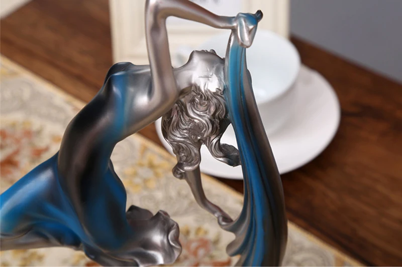 Vintage Resin Dancing girl Ornament Figurines Miniatures Person Statues For Home Hotel KTV office Background Wedding Decoration12