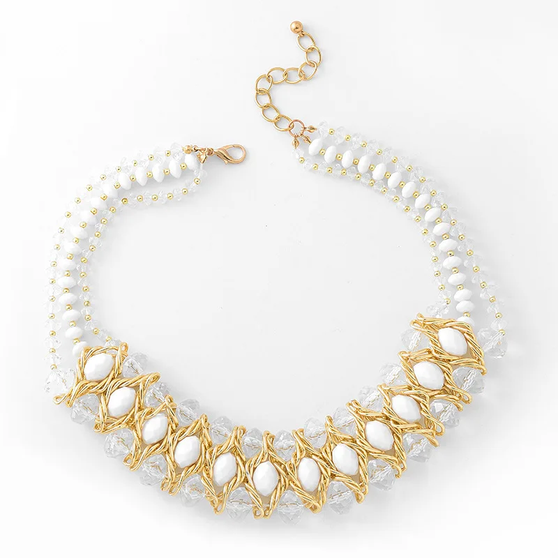 

2019 New Original Design Big Exaggeration Fashion Fashion Wild Sweet White Beaded Short Necklace YC20143