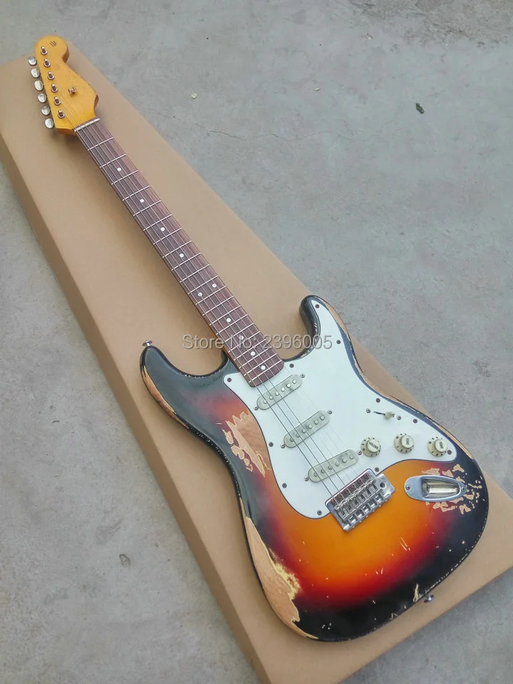 

Custom Shop 100% handmade classic relic st guitar vintage sunburst color high quality limited version free shipping
