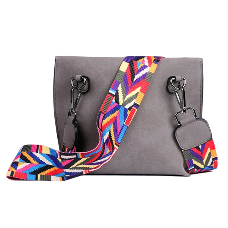 Hot New Fashion Ladies Shoulder Bag Personalized Fringe Decoration Lady Bag Wild Messenger Bag Ladies Clutch Bag Free Shipping