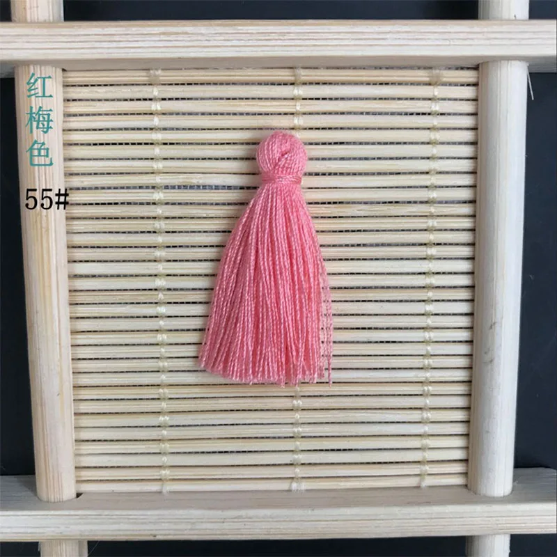 100PCS 3CM Mini Cotton Thread Fabric Tassel DIY Pendant Jewelry Key Making Fringe Trim Craft Tassels Sewing Accessories - Цвет: 55