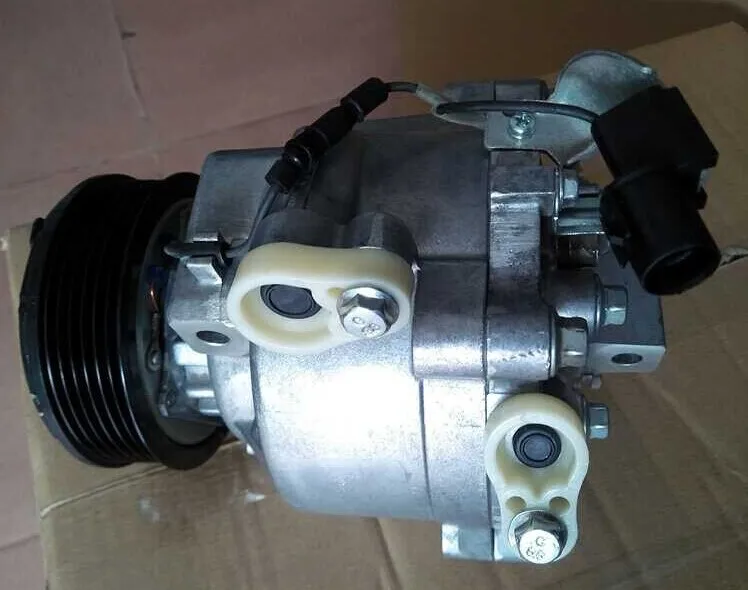 LR-CP308 Mitsubishi Delica D-5, 2011 ,  CV5W OE7813A211