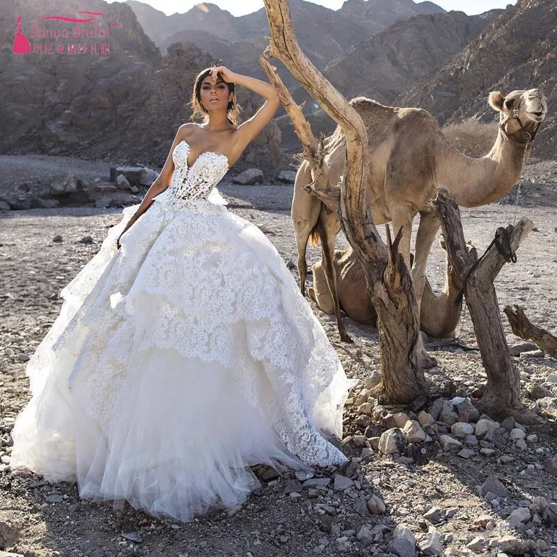 Романтическое потрясающее кружевное свадебное платье с жемчугом, милое бальное платье с шеей и шлейфом, Тюлевое Многоуровневое свадебное платье SS129