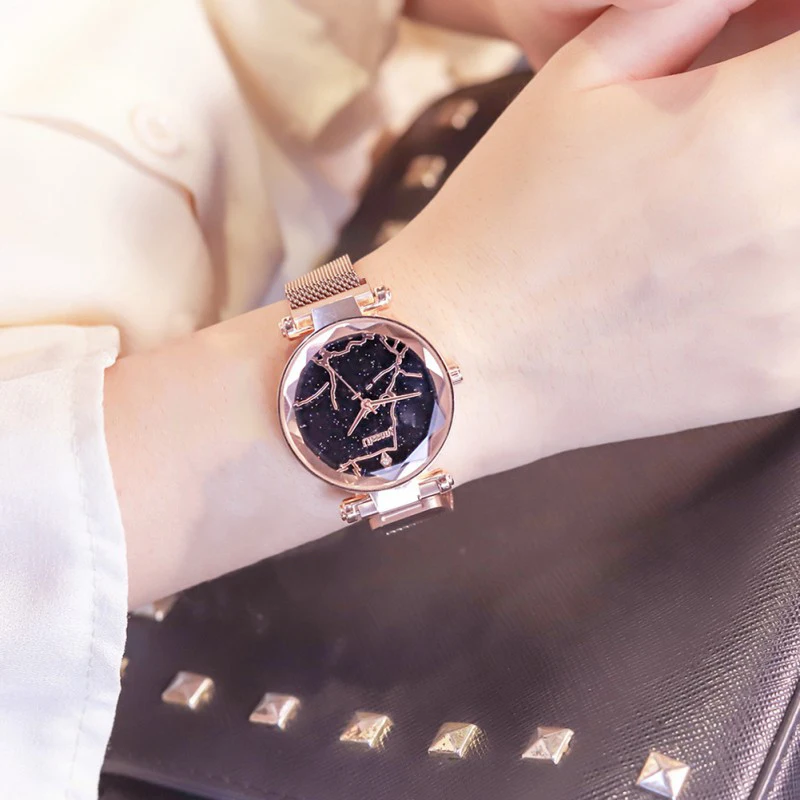 

2019 Fashion Women's Magnet Stone With Star Personality Cat Diamond Female Watch Ladies Simple Quartz Watch